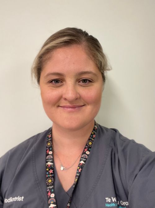 Headshot of podiatrist Jenny Woulfe