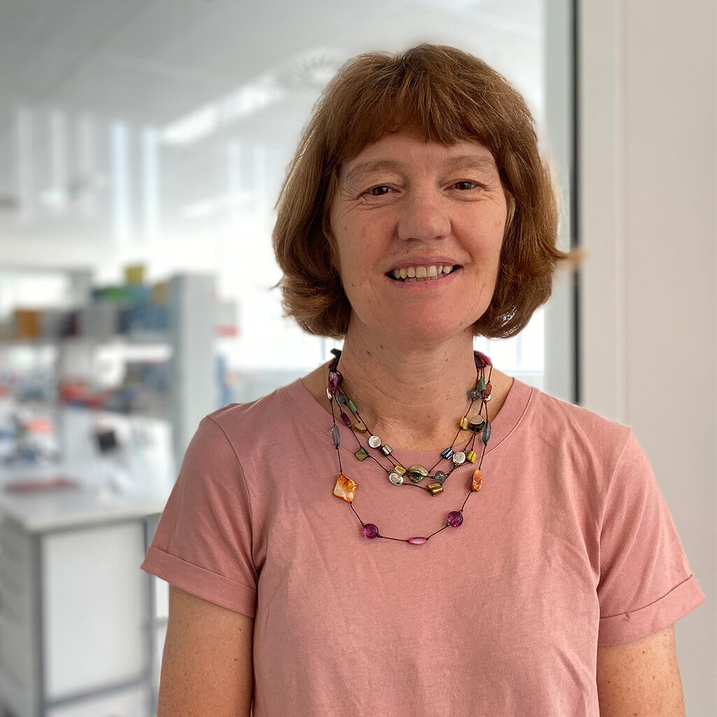 Presenter: Ruth Barratt